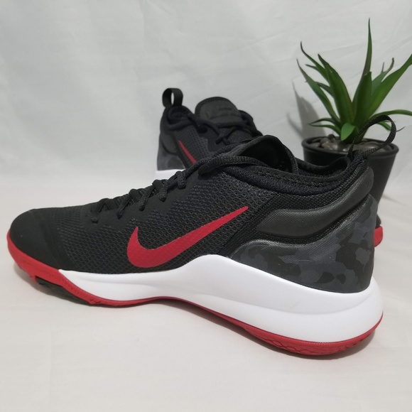 Lebron Witness II NEW - Picture 2 of 4